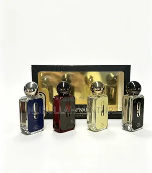 Luxury Perfume Gift Set - 4 Pieces