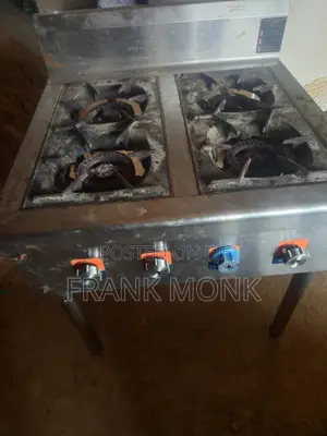 Used Commercial 4-Burner Gas Stove with Cylinder & Cage