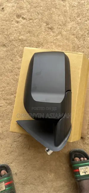 Mitsubishi L200 2024-2026 Driving Mirror (Without Lamp)