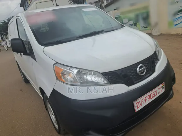 Nissan NV200 2015 White - 1