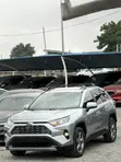 2021 Toyota RAV4 Limited Hybrid - 3