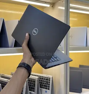 Dell Latitude 7400 Laptop - Intel Core i5, 8GB RAM, 256GB SSD