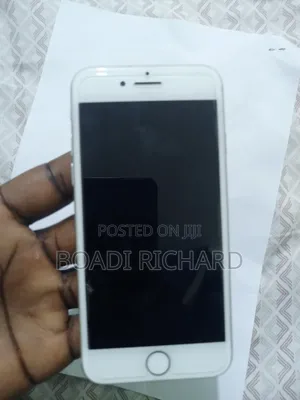 Apple iPhone 8 128GB White