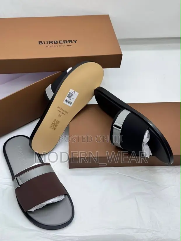 Executive Burberry Flat Sole Slippers - 1