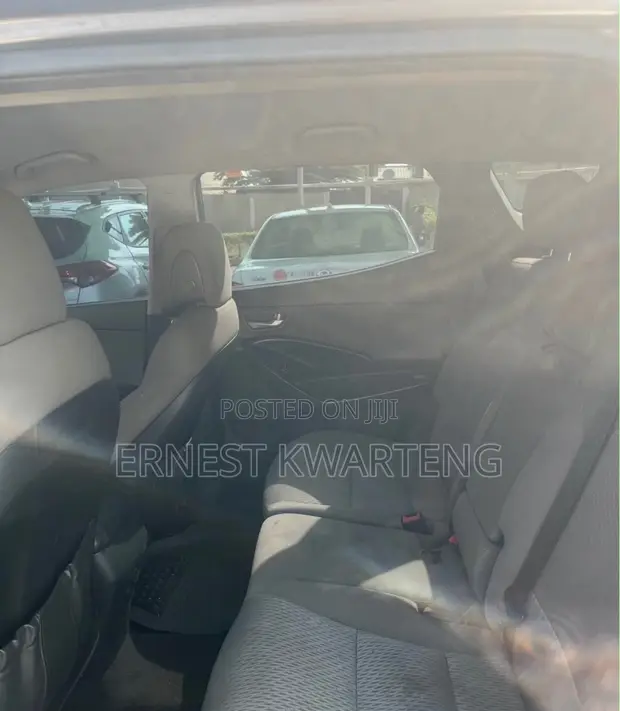 2017 Hyundai Santa Fe - Unregistered - 1