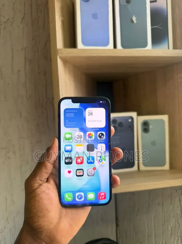 Apple iPhone 12 64GB Black - 1