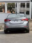 Hyundai Elantra 2016 Gray - 3