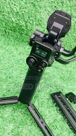 DJI Ronin SC2 Essentials Kit