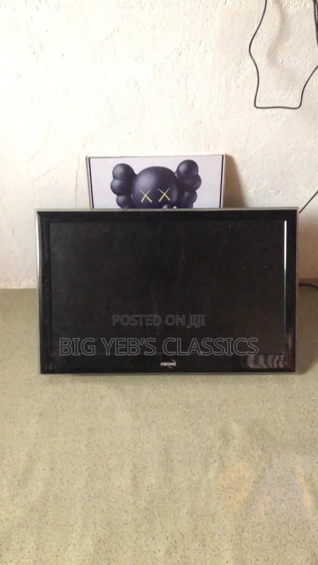 24-Inch Asano Android TV (Used) - 1