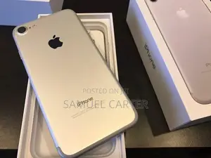 New Apple iPhone 7 32GB Silver