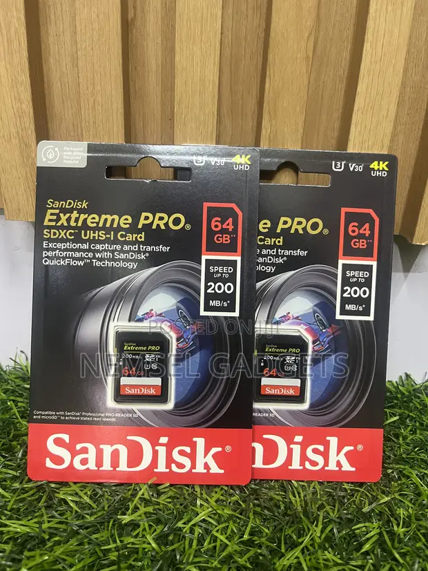 SanDisk 32GB/64GB SD Card - 1