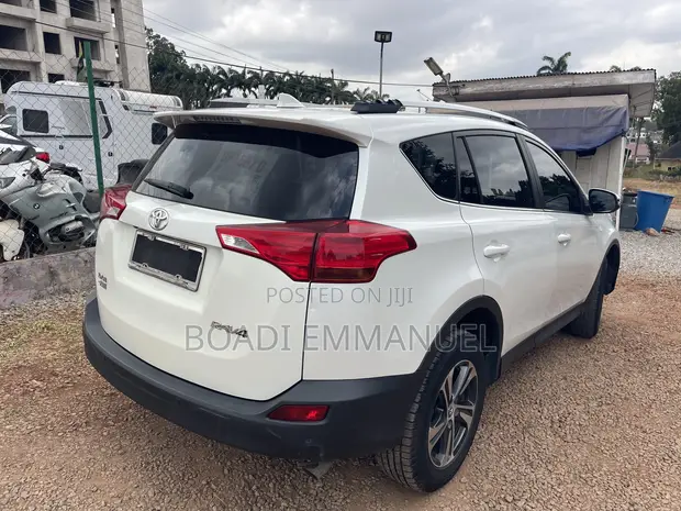 Toyota RAV4 2016 White - 1