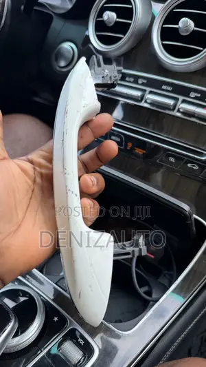 Mercedes-Benz W205/X253 Rear Right Door Handle