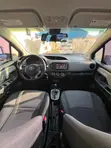Toyota Yaris 2017 Gray - 2