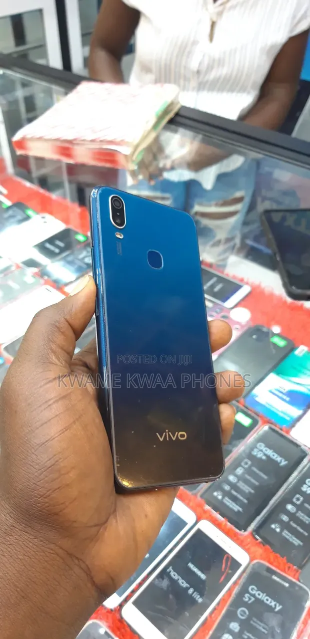 New Vivo Y11 32GB Blue - 1