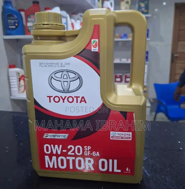 Genuine Toyota 0W-20 Synthetic Motor Oil (4 Litres) - 1