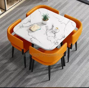 VIG Furniture 4-Seater Round Dining Set