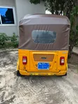 Bajaj RE 2026 Yellow - 3
