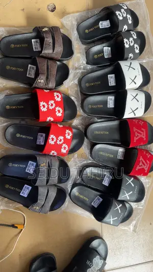 Unisex Sandals - Black