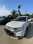 Mitsubishi Outlander LE S-AWC 2020 White - 4