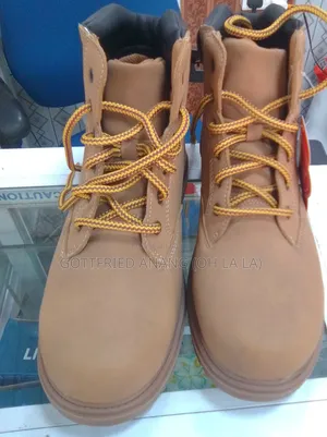 Wonder Nation Brown Boots - Size 4