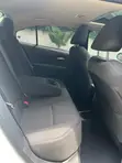 Toyota Corolla LE 2020 White - 4