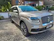 Lincoln Navigator L 2019 Gold - 2