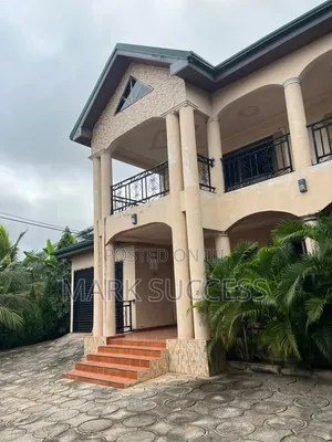 4 Bedroom Duplex House for Rent in Bortiano