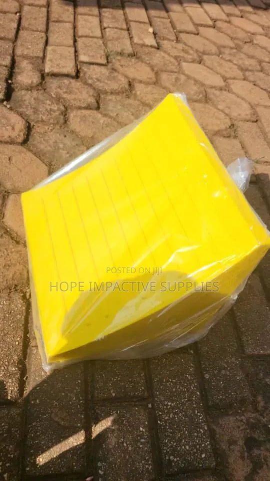 Heavy Duty Wheel Chock - 1