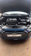 2017 Hyundai Elantra SE Sedan FWD (2.0L 4cyl 6M) Blue - 5