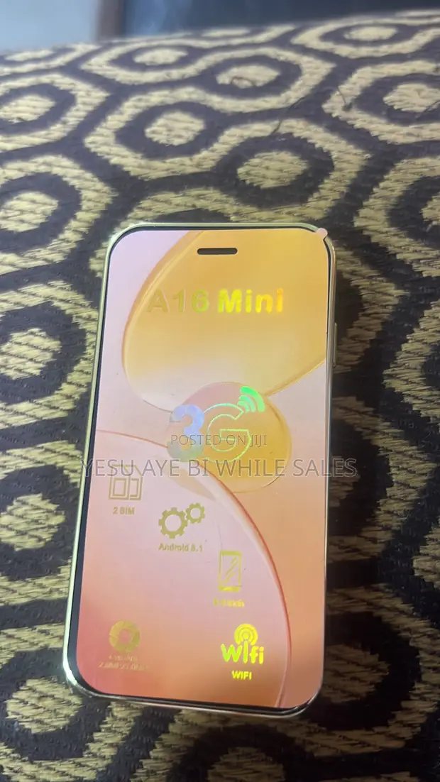 A10 Mini 3G Android Smartphone 128GB Silver - 1