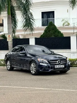2016 Mercedes-Benz C300 Luxury Sedan RWD