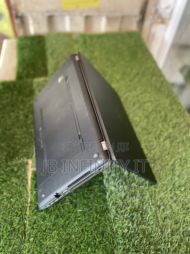 HP ProBook 450 G3 Laptop: Intel Core i7, 8GB RAM, 256GB SSD - 1