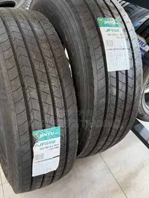 285/70R19.5 Jinyu Smooth Tread Tires