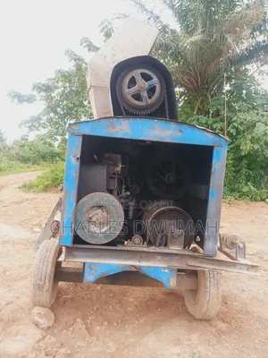 Self-Loading Concrete Mixer with Winch