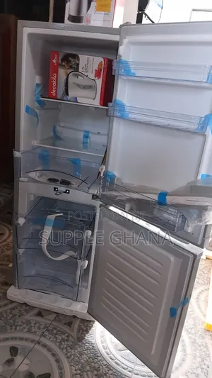 Flamino 165L Refrigerator + Free Kettle