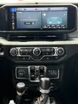2024 Jeep Gladiator Black - 2