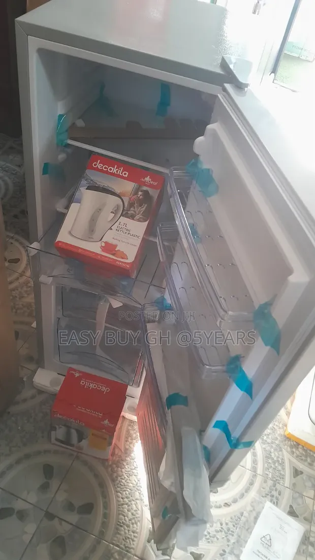 Flamingo Refrigerator 165L - 1