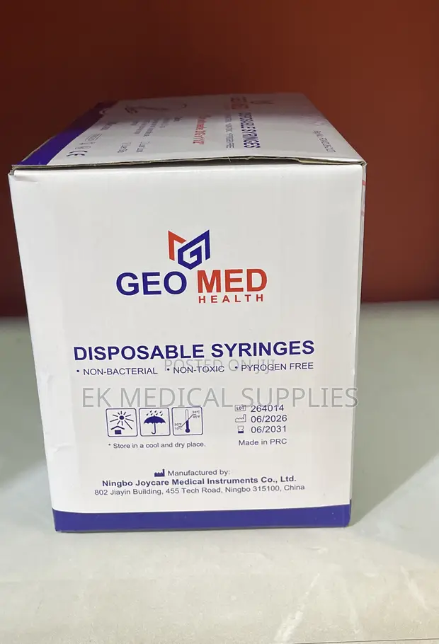 10ml Syringes with Needle - 1