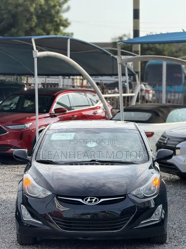 2016 Hyundai Elantra Black - 1