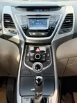 2016 Hyundai Elantra Black - 5