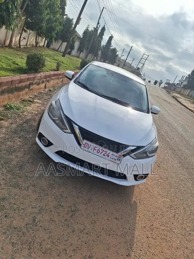 Nissan Sentra SR 2017 White - 1