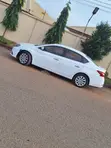 Nissan Sentra SR 2017 White - 2