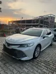 Toyota Camry 2018 White - 4