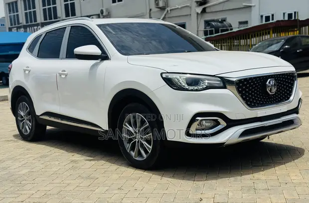 MG HS 20T DCT Deluxe 2019 White - 1