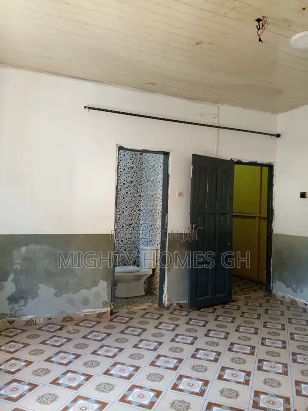 Studio Apartment for Rent in Mighty Homes, Kasoa - 1