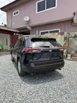 Toyota RAV4 Limited 2021 Black - 4
