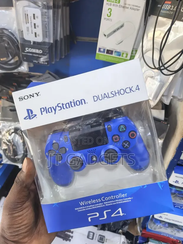 Sony PS4 Dualshock 4 Wireless Controller - 1