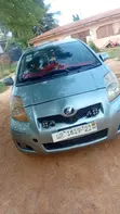 Toyota Vitz 1.3 AWD 5dr 2010 Gray - 3