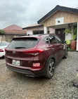 Hyundai Tucson 2017 Red - 2